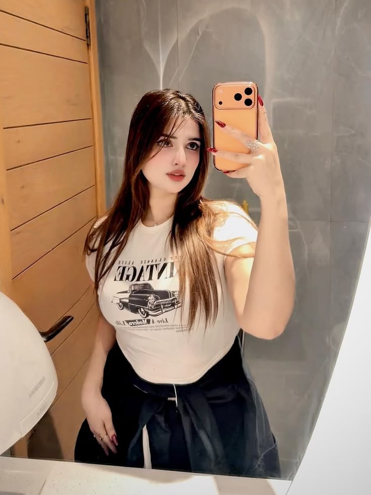 young escorts in lahore